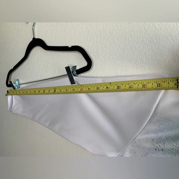 How To Train Your Dragon: Night Fury And Light Fury - Hoodies size Small - Picture 11 of 15